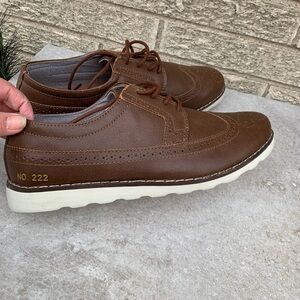 Adam Levine No. 222 Brown Wing Tip Oxford Dress Shoes Men’s Size 9.5